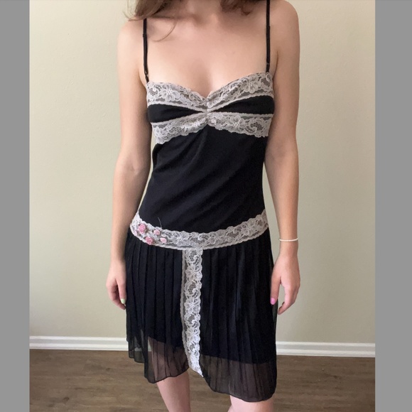 Dresses & Skirts - Vintage Black Cocktail Dress with White Lace Detail